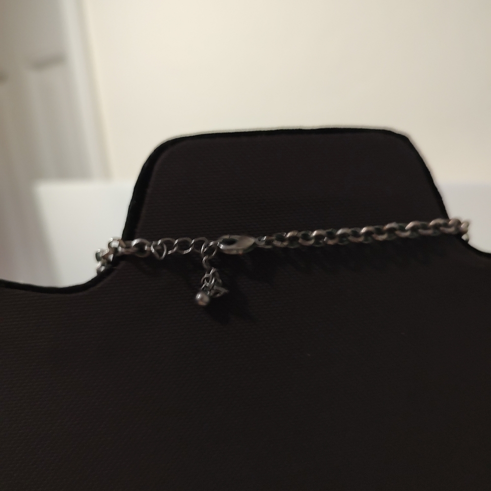 Silver tone swooping chain bib necklace - Picture 3 of 3